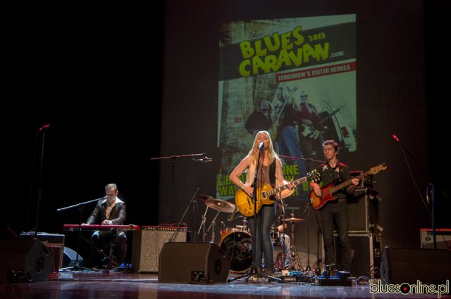 Joanne Shaw Taylor at Bluestracje 2013 (14)